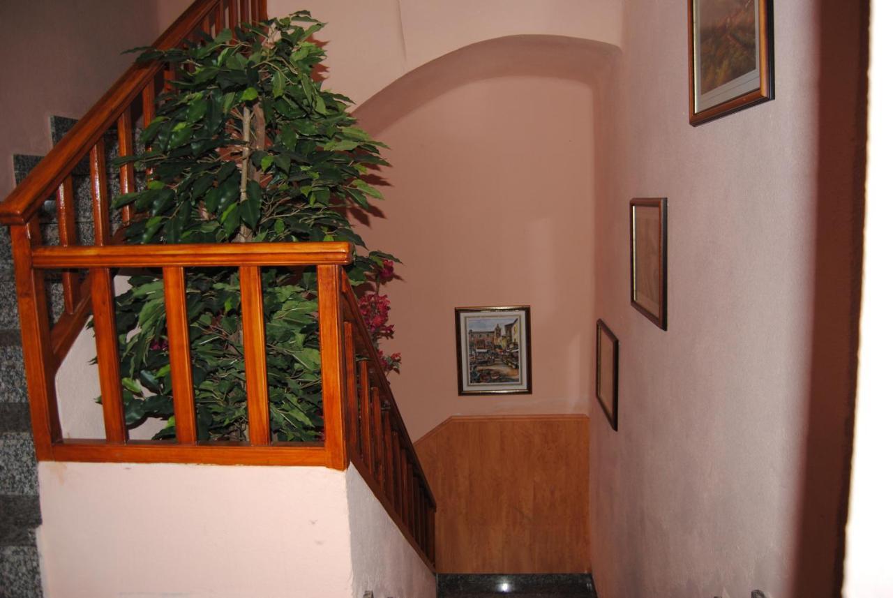 Hôtel Casa Modesto à El Pont de Suert Extérieur photo
